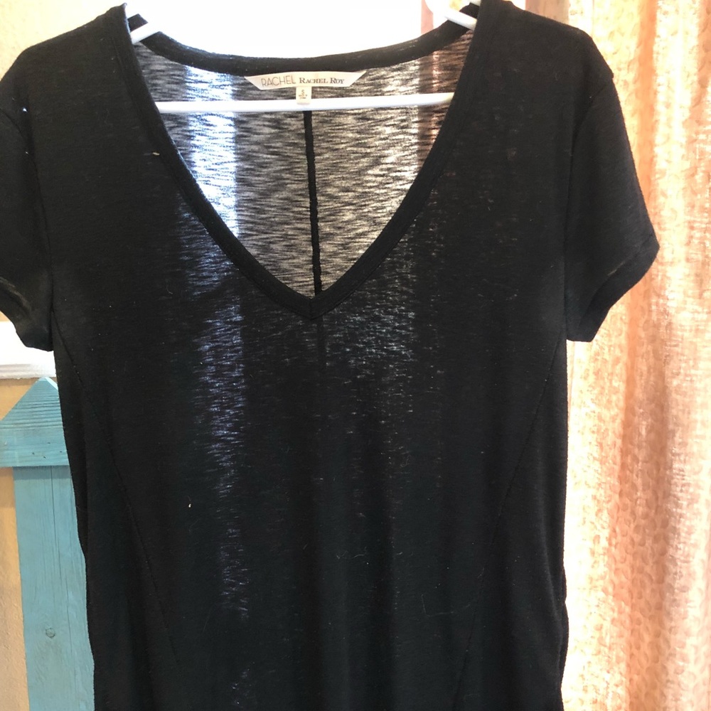 Simple, RACHEL Rachel Roy V-Neck Tee - Picture 2 of 4